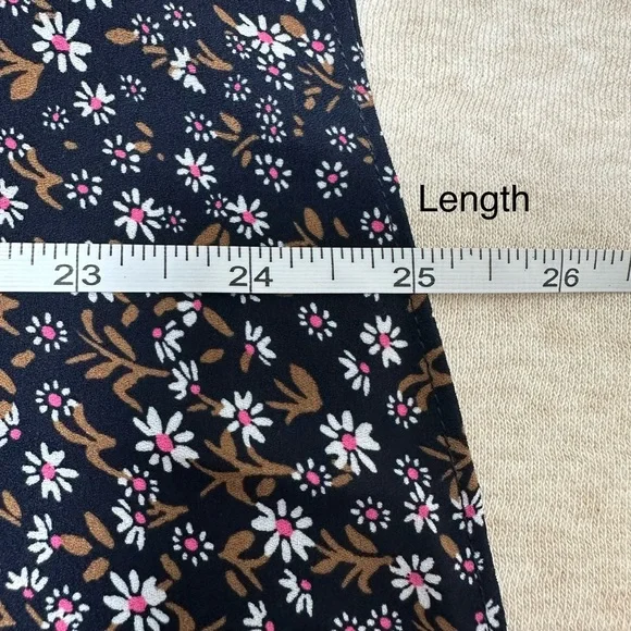 LOFT Women’s Blue Floral Print Polyester Long Sleeve Back Button Blouse Size M - Picture 9 of 11